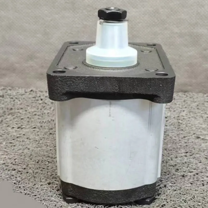 PGE Series PGE103-3200-RBS1-N PGE103-3600-RBS1-N PGE103-4200-RBS1-N Hydraulic Gear Pump