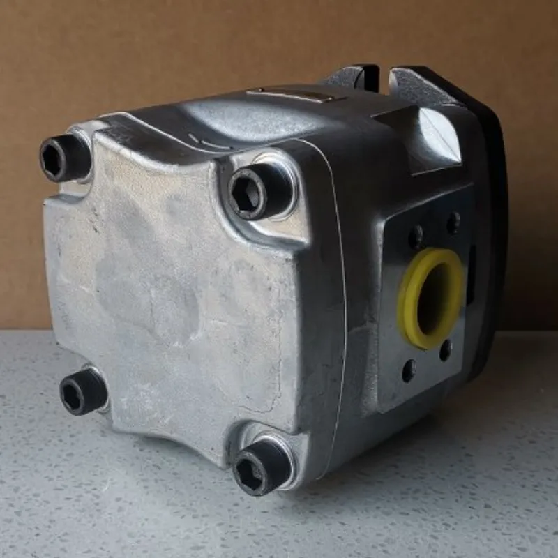 IPH Series  IPH-22B-3.5-6.5-11 IPH-56B-50-125-11 IPH-22B-3.5-8-11 IPH-23B-8-13-11 IPH-45B-32-40-11 Hydraulic Gear Pump