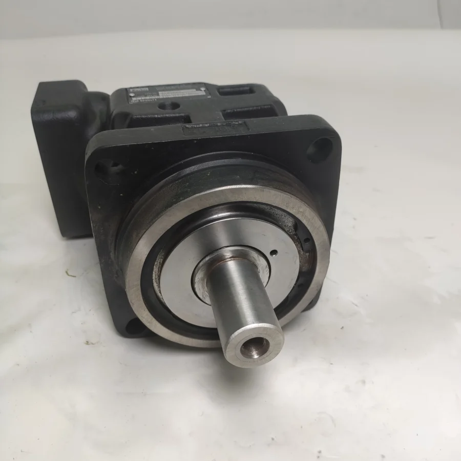 F12  F12-060-MF-IV-D-000-000-0 Hydraulic Piston Motor F12-152-MF-SV-S-000-0000-P0  F12-090-MS-SV-S F12-060-MF-1H-K-000-000-0