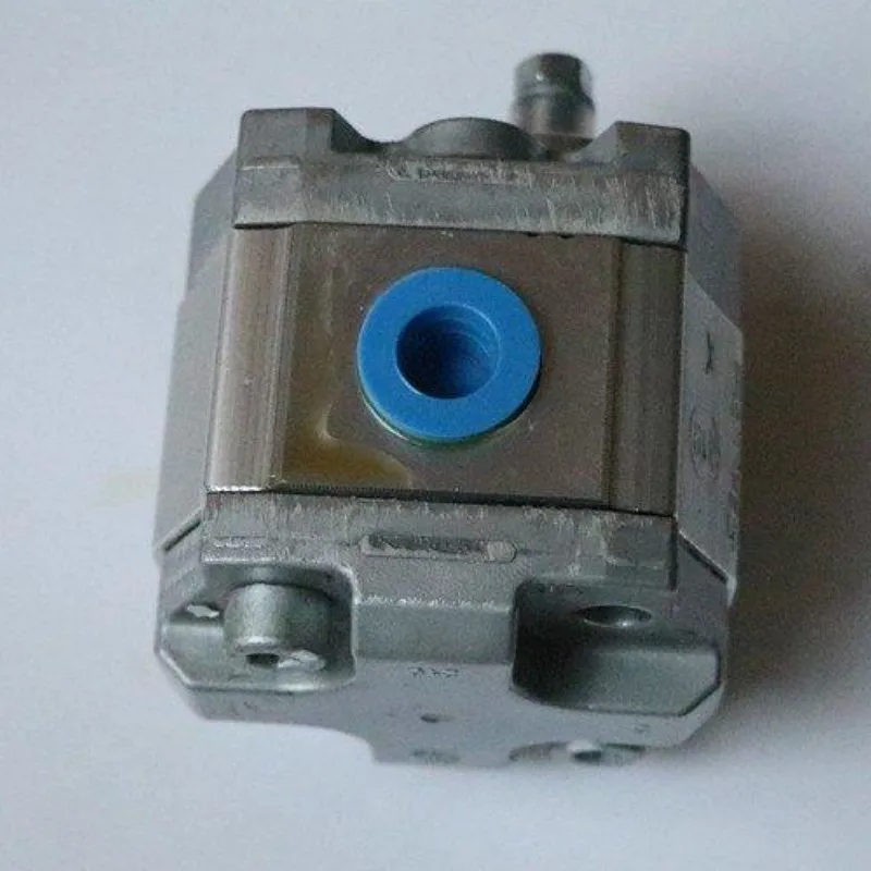 AZPB Series AZPB-22-1.0RHO01MB AZPB-22-2.0LCP02MB AZPB-22-2.0RHO20MB  Hydraulic Gear Pump