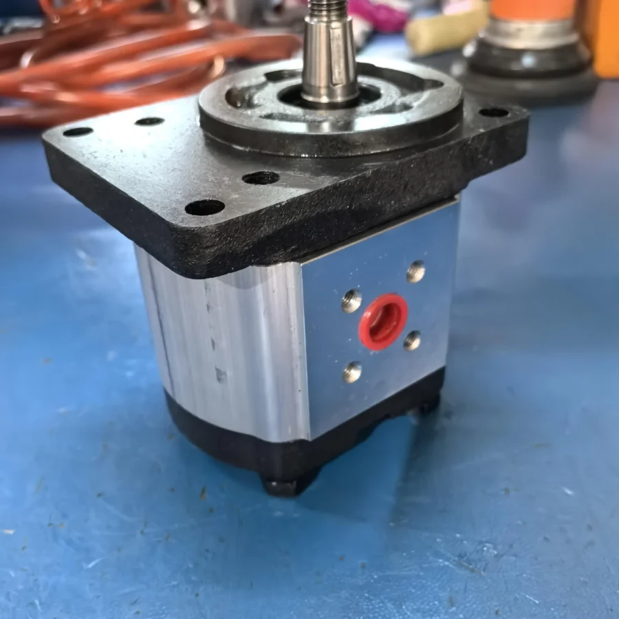 AZPS AZPWSeries Hydraulic Rotary Gear Oil Pump  AZPFF-11-019/011 RCB2020MB AZPFF-11-019/008 RCB2020MB Hydraulic Gear Pump