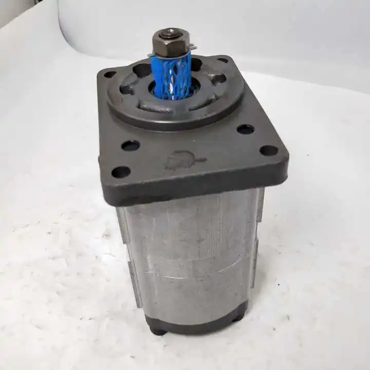 AZPFF-10/11/12/20/21/22-004/005/008/011/014/016/019/022/025/028 Hydraulic External Gear Double Oil Pump AZPF-11-028RHO 20MB