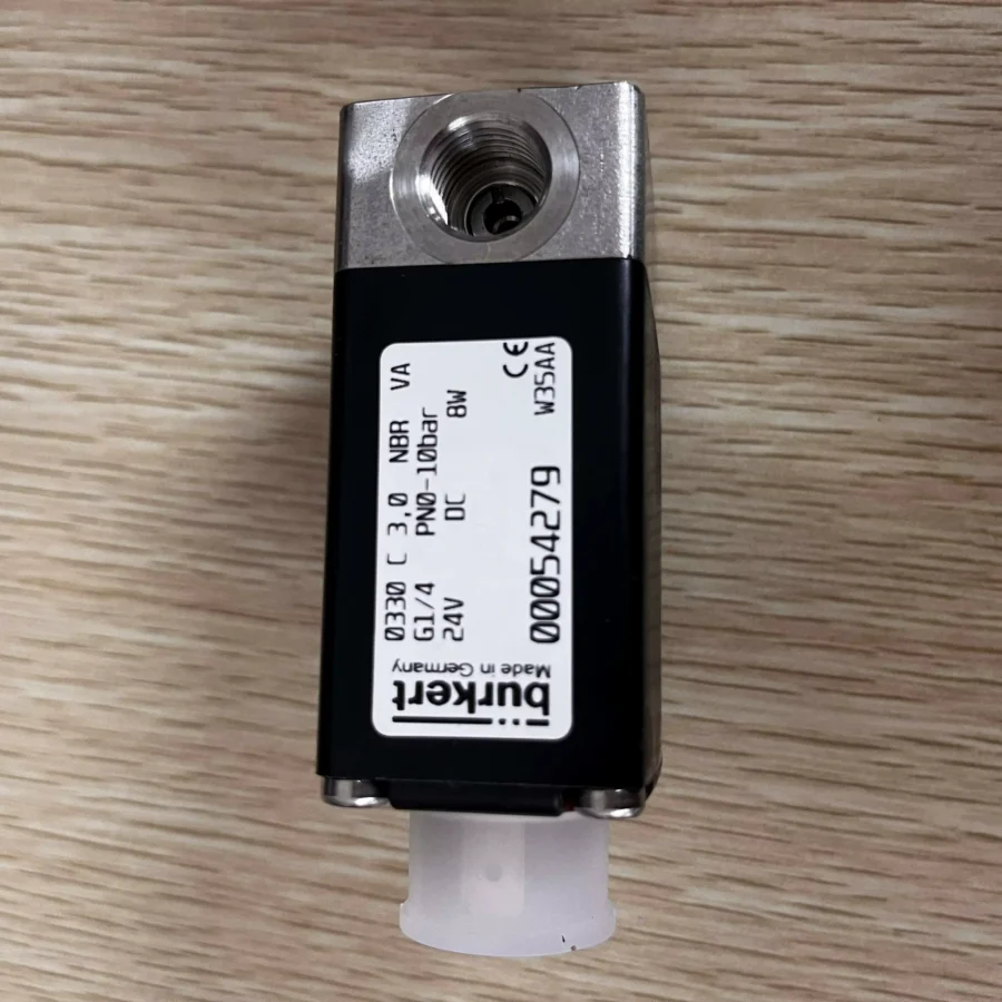 Burkert 0121 Type As Direct-acting 2/2-way Plunger Valve BURKERT SOLENOID VALVE 00040921 00466305 Servo Pilot Valve 00250986