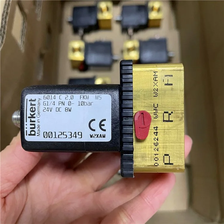 Burkert Type 6014  Dielectric Isolation Type Solenoid Valve 00069006 00357626 00126155 00126157 00126158