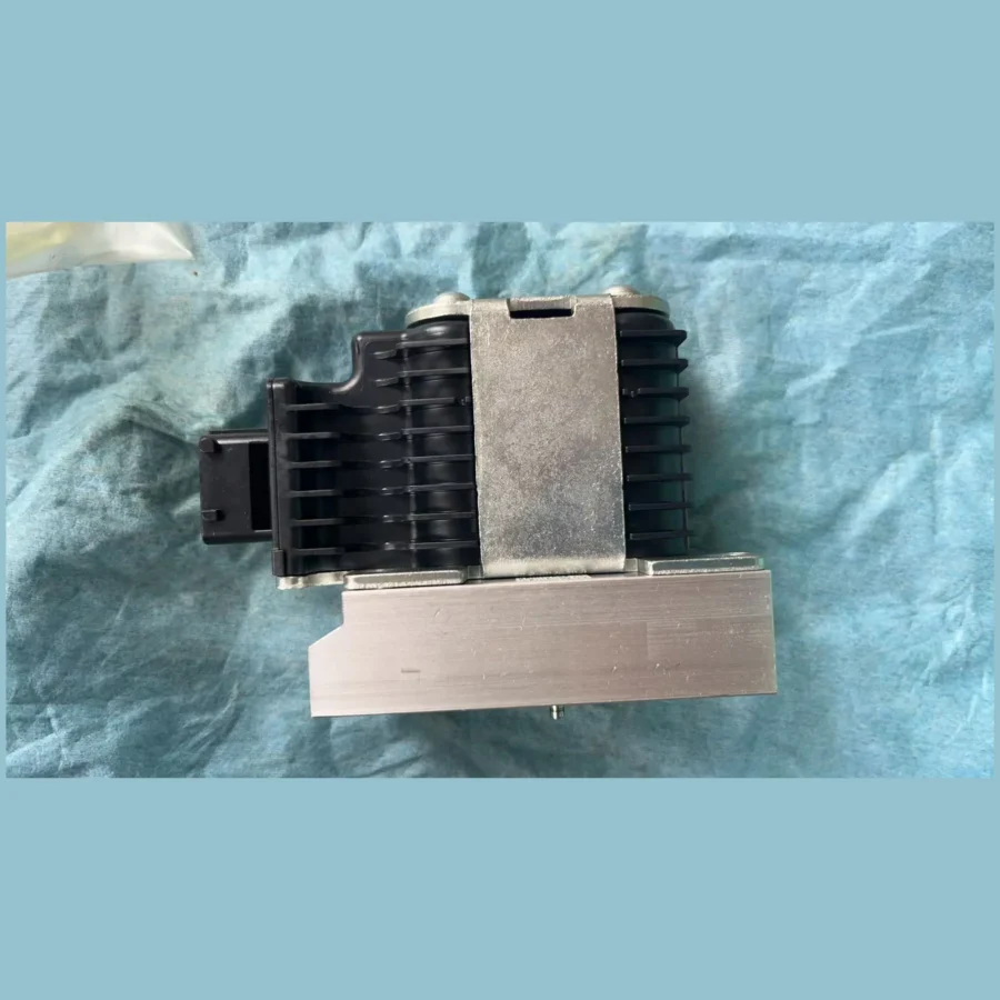 Original Hydraulic Valve 11177353 157B4735 157B6203 157B4792 Proportional Valve 157B5110 157B4078 157B4734 157B4116 157B4028