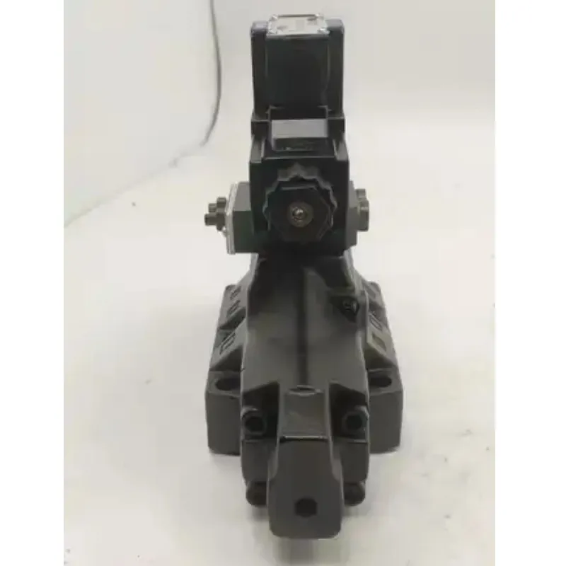 DSHG Series  DSHG-04-2B2-ET-D24-N1-50 DSHG-04-3C3-ET-A240-N1-50 DSHG-04-3C3-T-A240-N1-50 Hydraulic Directional Valve