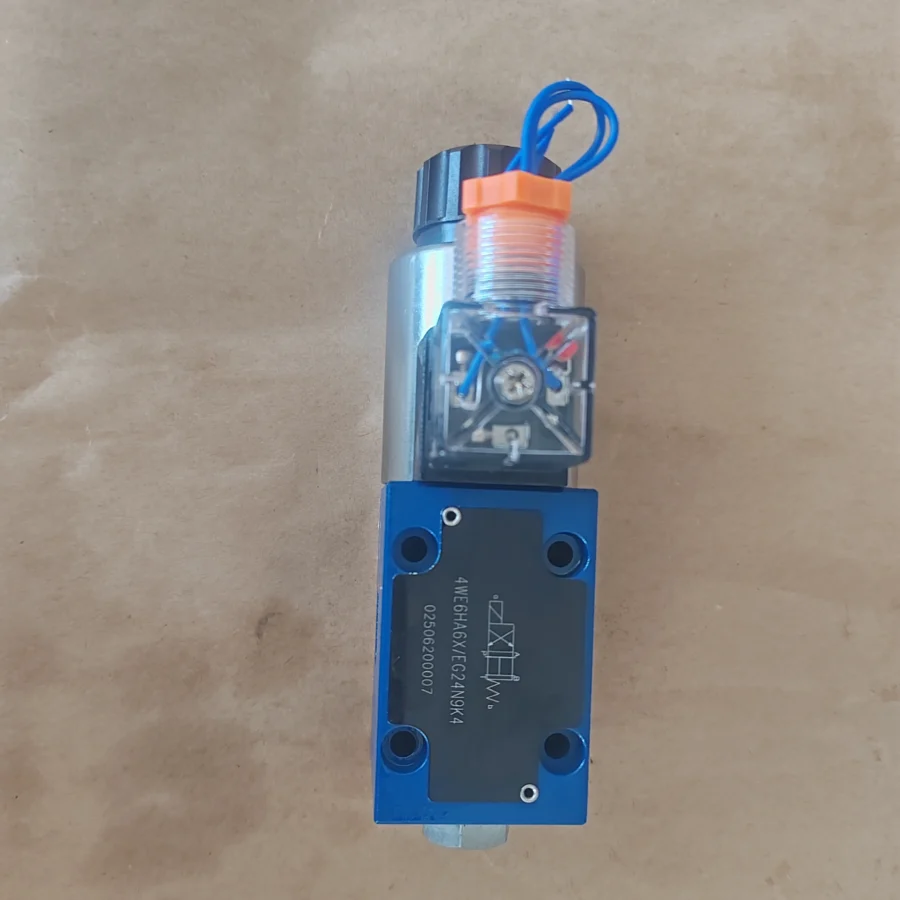 4WE Series Hydraulic Directional Solenoid Valve 4WE6J70/HG24N9K4/B10 4WE6C62/EG12N9K4 4WE10D5X/EG24N9K4/M 4WE6HA70HG24N9K4