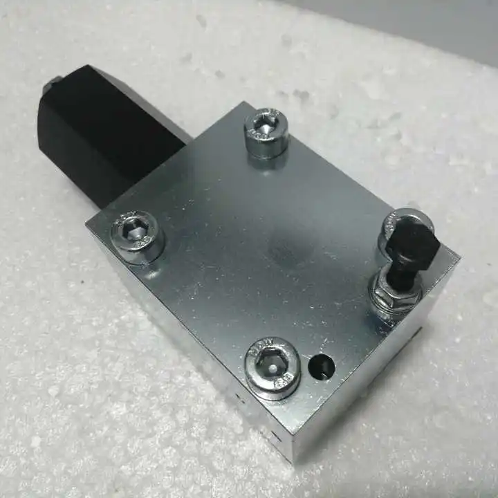 Hydraulic Control Valve LHK Series LHK40F-11CPV-350 LHK33 G-14-180 LHK 22 G-21-180/180 LHK 33 G-21-60/60