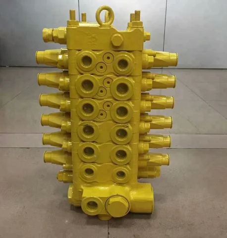 Hydraulic Piston Motor Main Control Valve 723-63-22100 Excavator Hydraulic Parts 723-63-22100 Control Valve D65E D85E