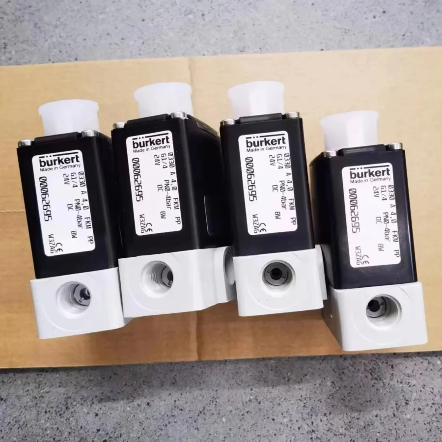 BURKERT TYPE 6526  Solenoid Valve  C 6.0 PN2-10bar 110-120v AC/DC 3W 00205937 00351112