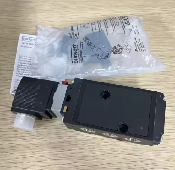 Burkert 20093822 00131421 Type Solenoid Valve 20093822 00126149  20093822