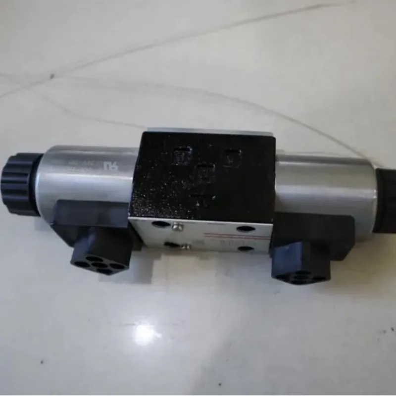 DHE Series Hydraulic Solenoid Valve DHE-0751/2 DHE-0610 DC10 DHE-0631/2/FI/NC