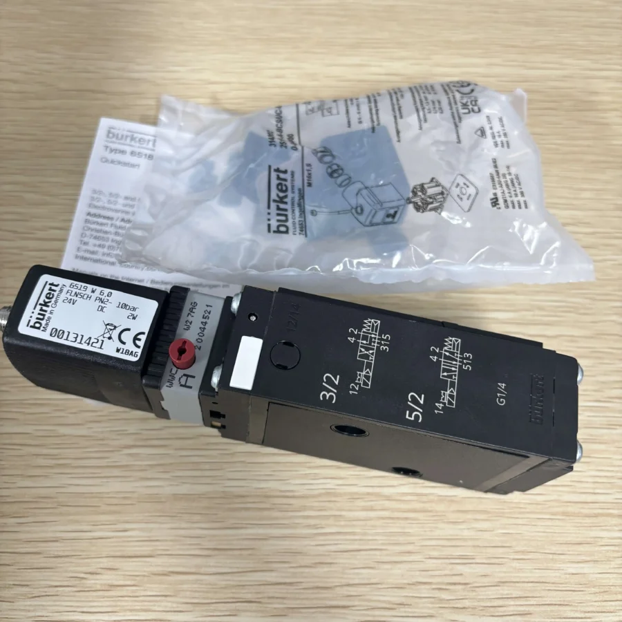 BURKERT 6519 TYPE 00131422 00131423 Two-Position Five-Way Solenoid Valve 00137423 00144154 00148170