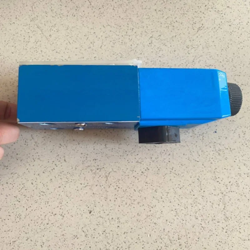 KCG Series Hydraulic  Solenoid Valve KCG-3-L250D-Z-M-U-H1-10-P15-T12 KCG-6-W250-1-Z-M-U-H1-10 KCG-3-160D-Z-M-U-H1-10