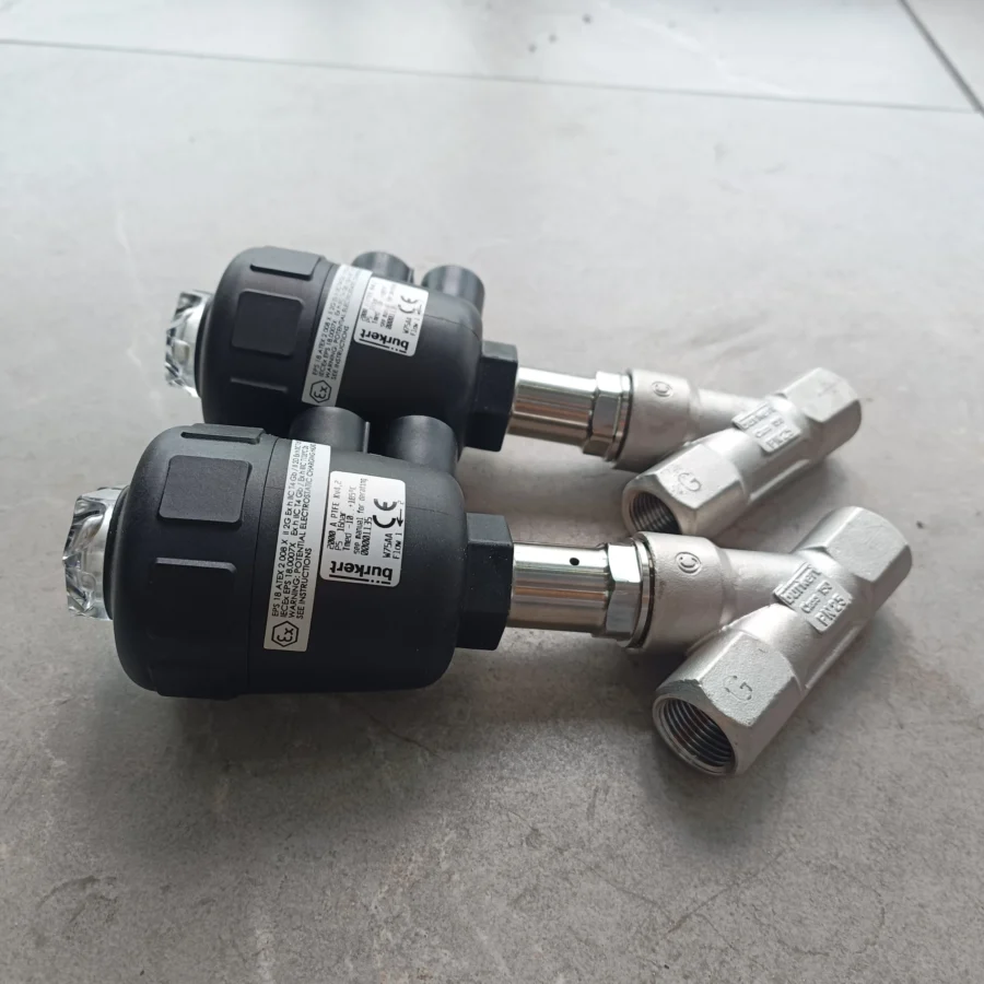 BURKERT 2000 TYPE Angle Seat Valve 00001140 Pneumatic Valve 00001593 00001601 00130175 00007225 00001392 00001394 00001395