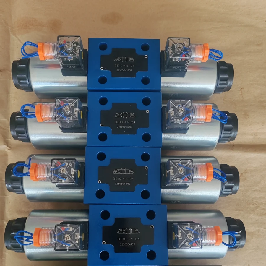 BE10.44 BE10.64 BE6.44 BE6.34 Solenoid Valve 4WE10 Series Hydraulic Valve 4WE10H3X/CG24N9K4 4WE10G3X/CW220R 4WE6G6X/EG24