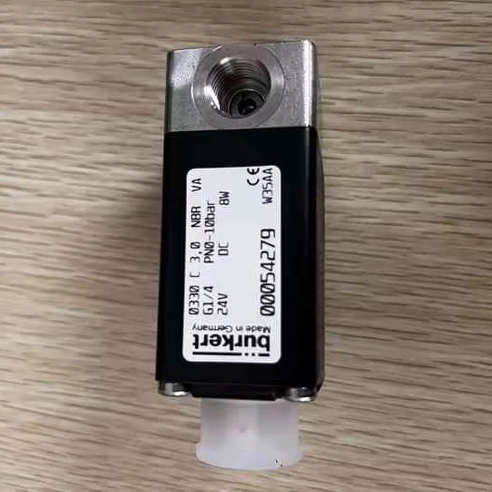 Burkert 0124 0330  00227538 TYPE SOLENOID VALVE WITH PIVOTED ARMATURE 000660320 0019078 178896 00431368