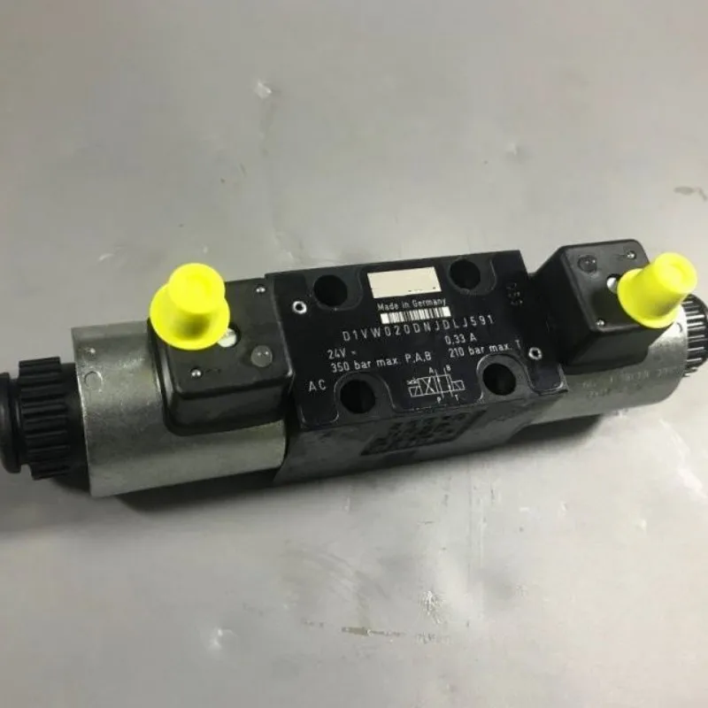 D1VW Series Hydraulic  Solenoid Valve D1VW006KNJW D1VW002CNTW D1VW004KNJW91